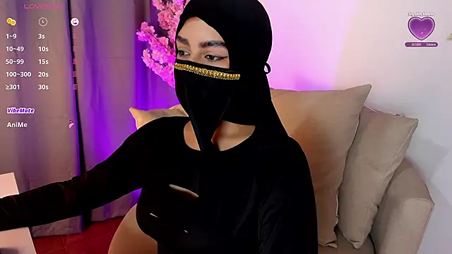 shaima   online show from 11-22-25, 07:57