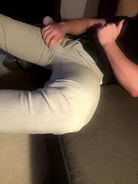 keremkoc1278 online show from 11-12-25, 04:51