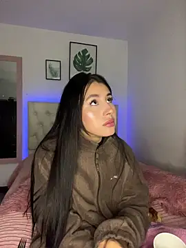 BIJOU SECRET online show from 06-01-26, 04:03