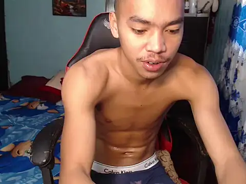 slimraz02 online show from 01-19-26, 02:48