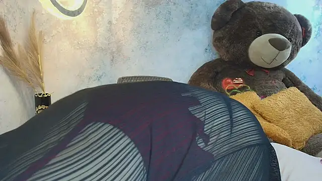 laliItaclark online show from 11-05-25, 12:16