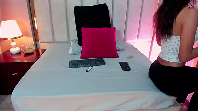 KeimyWilde online show from 12-22-25, 06:27