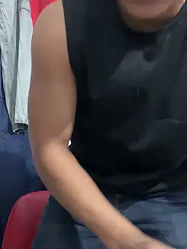 Snapshot of maruquint28 chatting on 11-13-25, 10:52 maruquint28 online show from 11-13-25, 10:52