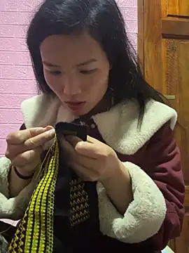 Yunzang online show from 03-07-26, 01:57