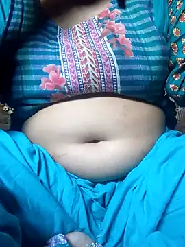 Snapshot of Naughty_Mow chatting on 10-30-25, 04:25 Naughty Mow online show from 10-30-25, 04:25