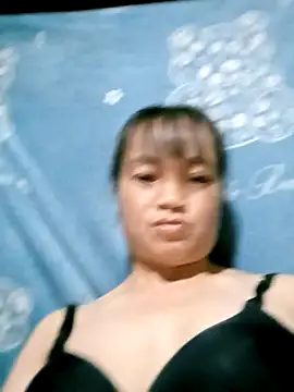 Snapshot of Noelle-e chatting on 10-25-25, 02:02 Noelle-e online show from 10-25-25, 02:02