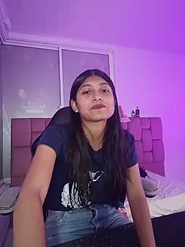 Snapshot of YeseniaRodriguez3 chatting on 05-08-26, 12:32 YeseniaRodriguez3 online show from 05-08-26, 12:32