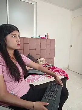 Snapshot of YeseniaRodriguez3 chatting on 05-19-26, 11:49 YeseniaRodriguez3 online show from 05-19-26, 11:49