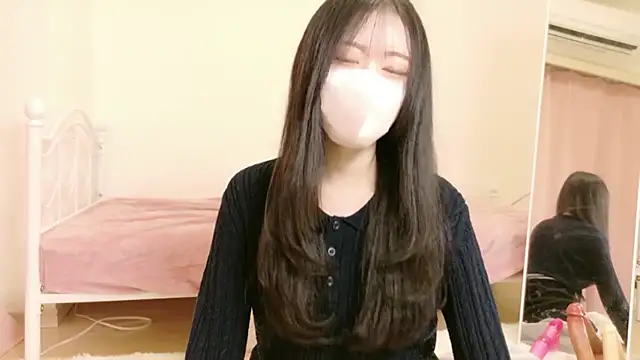Snapshot of annachan_v chatting on 04-08-26, 11:32 annachan v online show from 04-08-26, 11:32