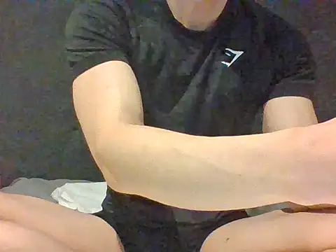 jaydenasiantattoo online show from 11-05-25, 10:37