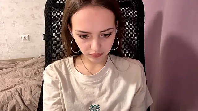 AliceStacy online show from 12-02-25, 08:19