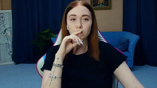 AddieOsler online show from 04-04-26, 07:44