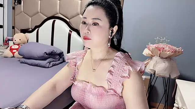 yaoyao22678 online show from 05-21-26, 01:56