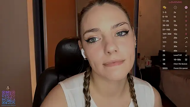 IlanaLafferty online show from 01-11-26, 06:46