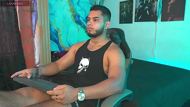 Tiler wolker online show from 11-02-25, 03:47