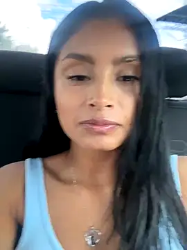 saragrey77 online show from 11-16-25, 04:01