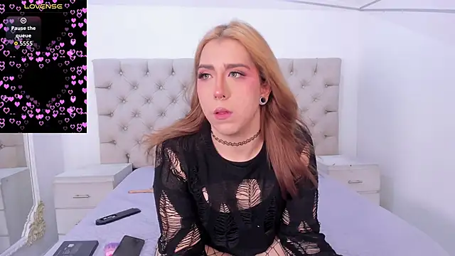 JanneBlossom  online show from 11-21-25, 09:13