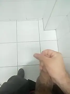 Snapshot of Jervaz chatting on 02-18-26, 02:51 Jervaz online show from 02-18-26, 02:51