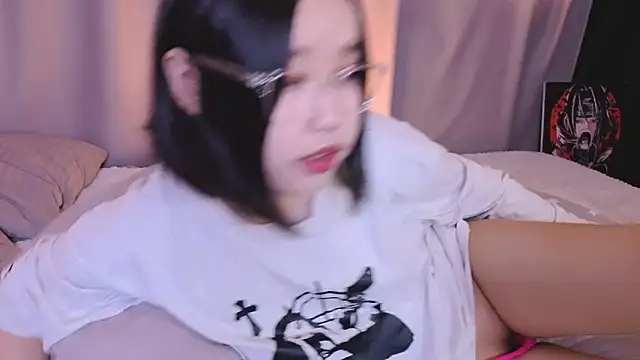 Snapshot of dreamSuaa chatting on 03-12-26, 10:10 dreamSuaa online show from 03-12-26, 10:10