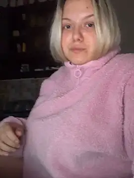 Snapshot of Kristal_Morgen chatting on 10-25-25, 09:53 Kristal Morgen online show from 10-25-25, 09:53