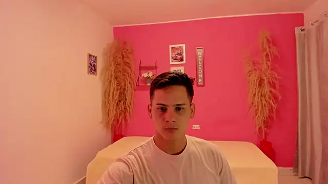 elmasmas01 online show from 11-12-25, 10:09