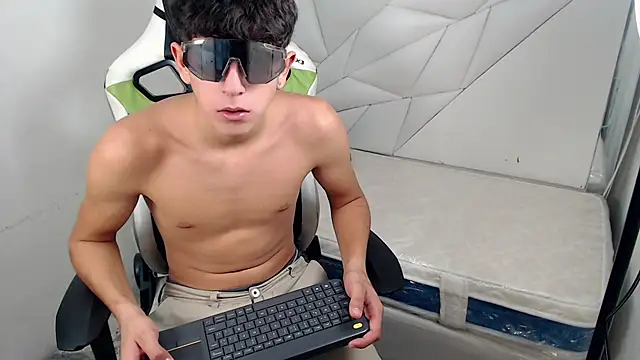 Cash G  online show from 11-23-25, 08:19