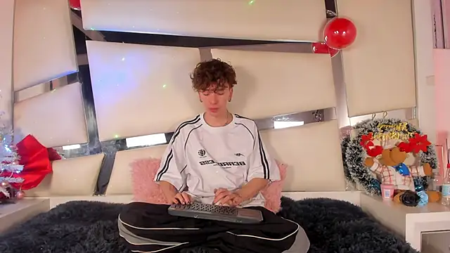 Genesis ask online show from 12-18-25, 04:07