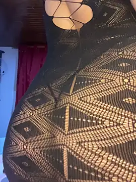 Im Saraaaa online show from 04-24-26, 02:36