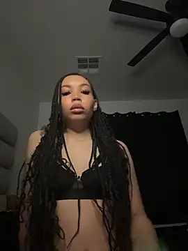 nikkiloveee online show from 06-17-26, 05:21