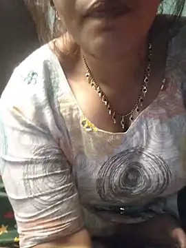 Snapshot of CUTE-GIRL-1 chatting on 06-05-26, 05:58 CUTE-GIRL-1 online show from 06-05-26, 05:58