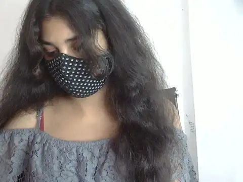 Cutie Sonam online show from 04-04-26, 01:59