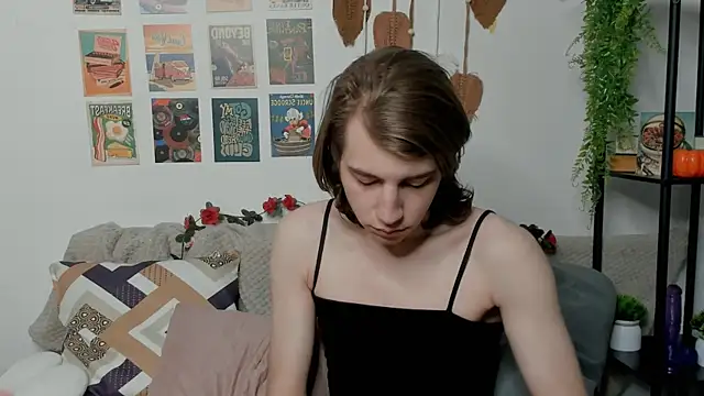 AvenGlow online show from 02-09-26, 05:22