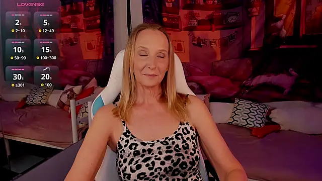 ScarlettPalmer online show from 05-20-26, 10:54