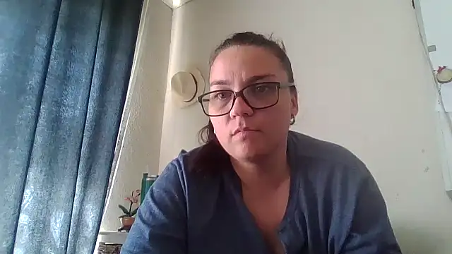 Snapshot of lilMissMarli chatting on 04-16-26, 08:59 lilMissMarli online show from 04-16-26, 08:59
