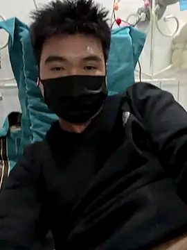 Snapshot of aiwanb chatting on 10-28-25, 03:58 aiwanb online show from 10-28-25, 03:58