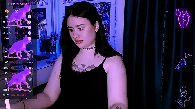 Snapshot of Meow_Marie chatting on 04-14-26, 10:49 Meow Marie online show from 04-14-26, 10:49