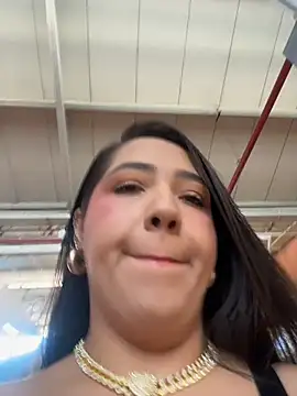 Hannahpradaa  online show from 11-19-25, 08:53