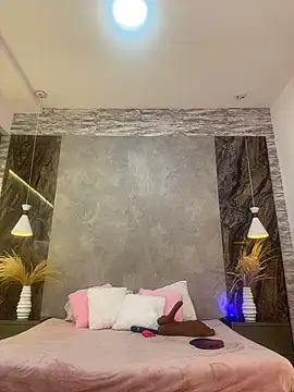 Hannahpradaa  online show from 01-13-26, 11:37