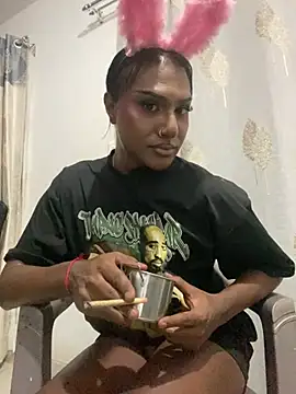 TransGirlBankrollBarbie online show from 01-13-26, 10:15