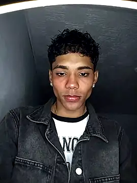 Snapshot of Alex_Sweeting chatting on 01-11-26, 09:36 Alex Sweeting online show from 01-11-26, 09:36