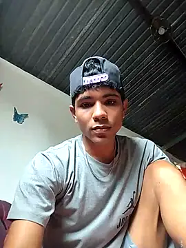 Snapshot of Alex_Sweeting chatting on 02-11-26, 06:57 Alex Sweeting online show from 02-11-26, 06:57