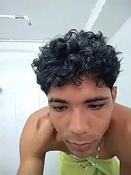 Snapshot of Alex_Sweeting chatting on 03-20-26, 04:01 Alex Sweeting online show from 03-20-26, 04:01