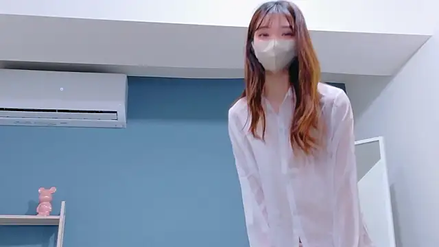 Sana-jpn online show from 02-17-26, 04:09