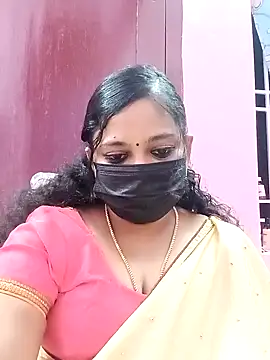 Snapshot of Mandhra28 chatting on 10-28-25, 05:59 Mandhra28 online show from 10-28-25, 05:59