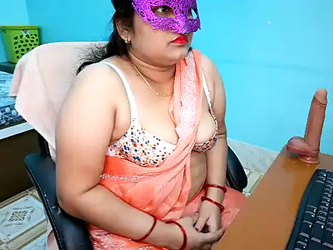 Snapshot of SWEETY_RANI chatting on 04-15-26, 05:14 SWEETY RANI online show from 04-15-26, 05:14
