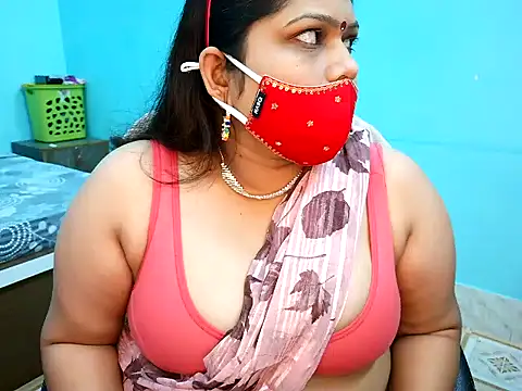 Snapshot of SWEETY_RANI chatting on 06-11-26, 05:00 SWEETY RANI online show from 06-11-26, 05:00