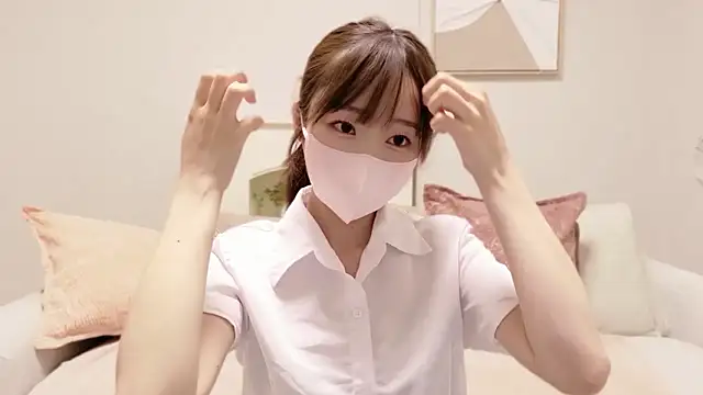 muichat 61 online show from 04-17-26, 01:47