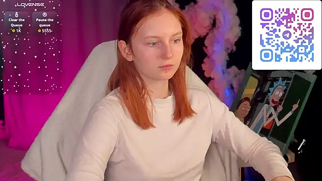 Snapshot of AngelWisee chatting on 02-04-26, 02:28 AngelWisee online show from 02-04-26, 02:28