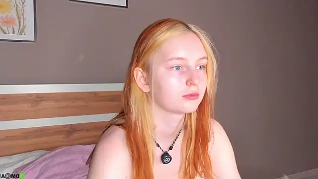 Snapshot of AngelWisee chatting on 07-09-26, 03:10 AngelWisee online show from 07-09-26, 03:10