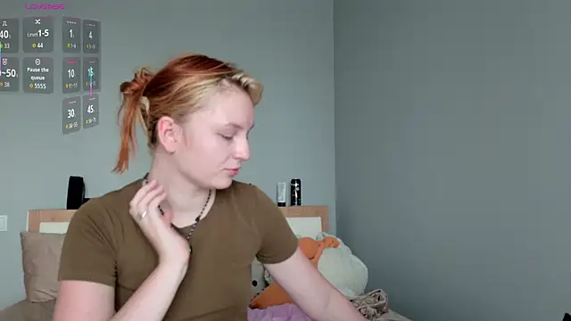 Snapshot of AngelWisee chatting on 07-31-26, 03:06 AngelWisee online show from 07-31-26, 03:06